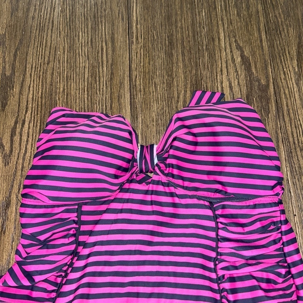 😍Lot of 2 maternity bathing suit tops size medium - Picture 7 of 9